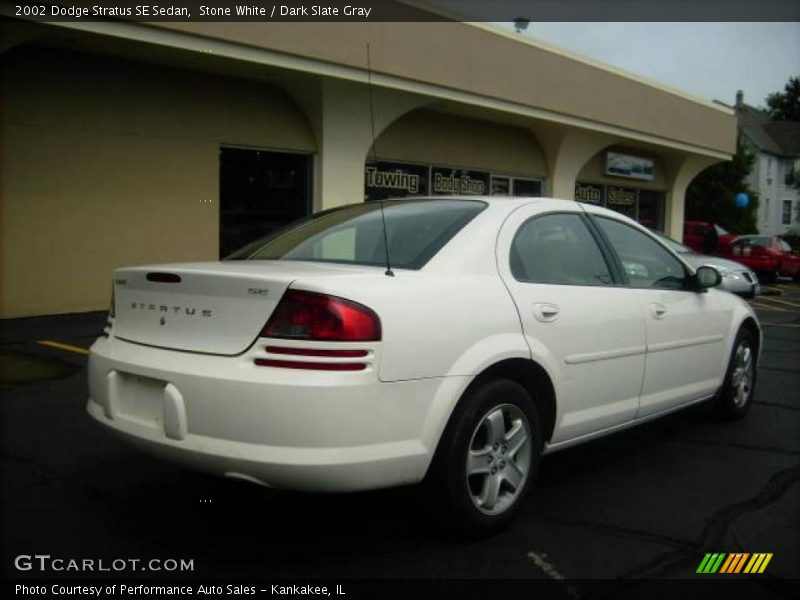 Stone White / Dark Slate Gray 2002 Dodge Stratus SE Sedan