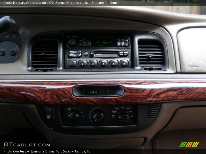 Spruce Green Metallic / Medium Parchment 2002 Mercury Grand Marquis GS