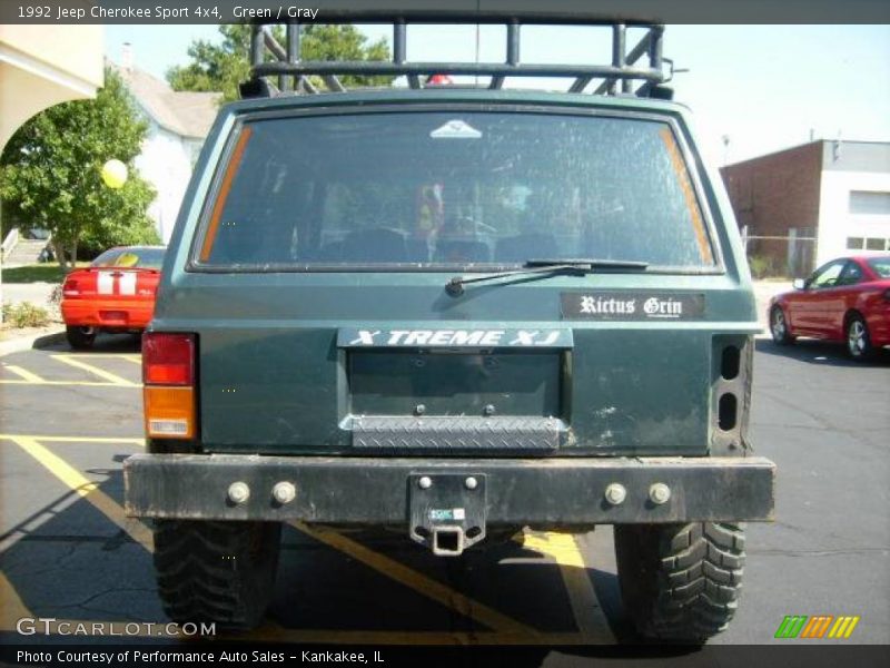 Green / Gray 1992 Jeep Cherokee Sport 4x4