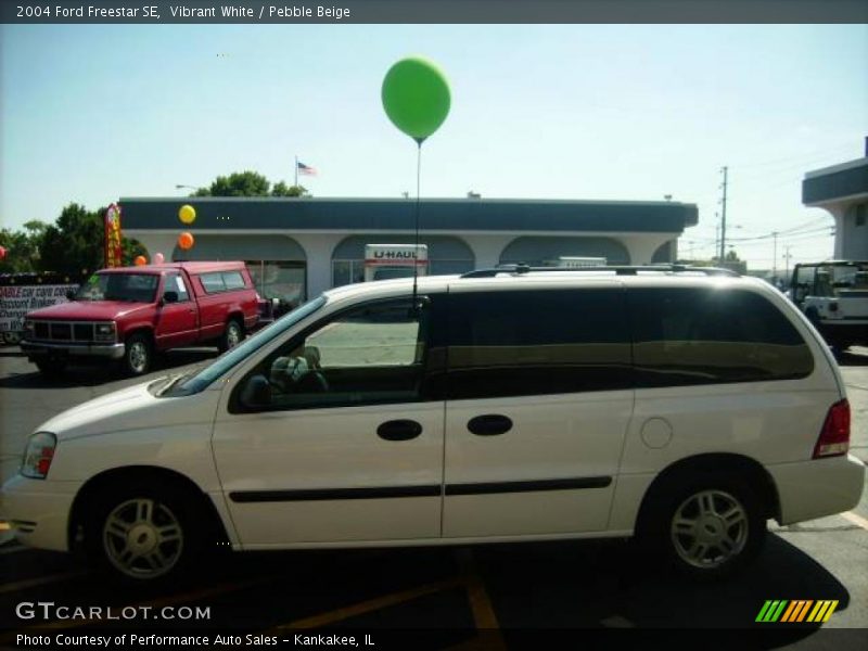 Vibrant White / Pebble Beige 2004 Ford Freestar SE