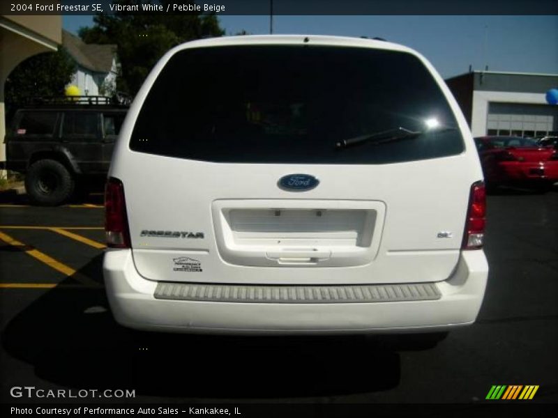 Vibrant White / Pebble Beige 2004 Ford Freestar SE