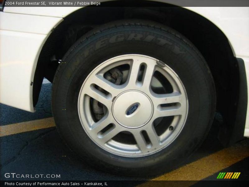 Vibrant White / Pebble Beige 2004 Ford Freestar SE