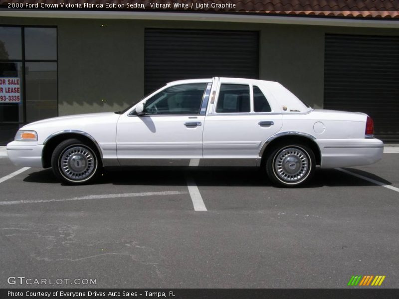 Vibrant White / Light Graphite 2000 Ford Crown Victoria Florida Edition Sedan