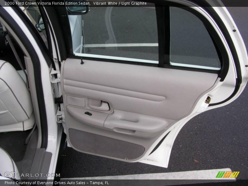 Vibrant White / Light Graphite 2000 Ford Crown Victoria Florida Edition Sedan