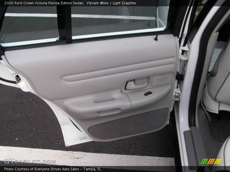 Vibrant White / Light Graphite 2000 Ford Crown Victoria Florida Edition Sedan