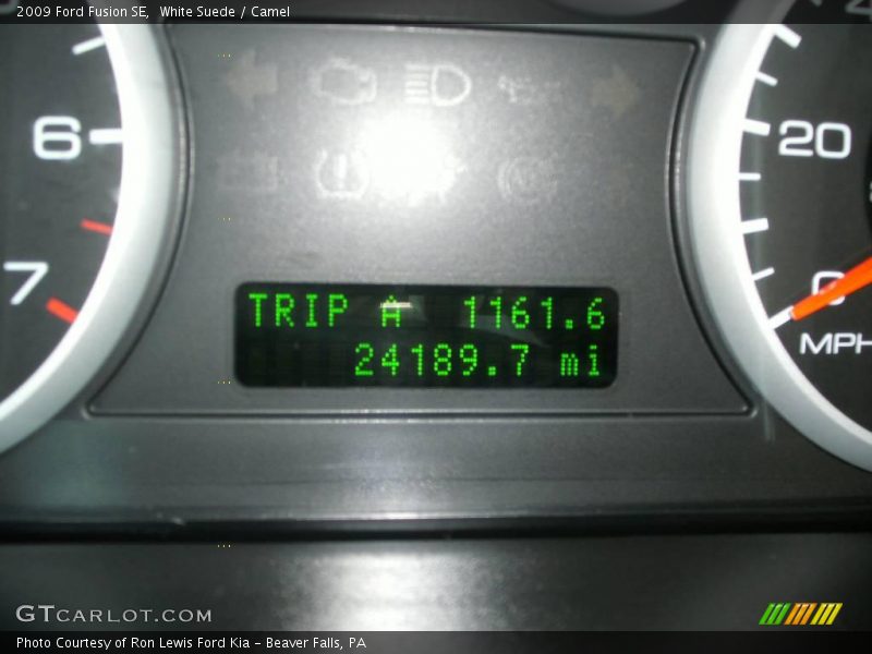 White Suede / Camel 2009 Ford Fusion SE