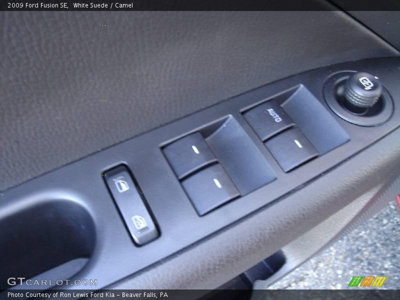 White Suede / Camel 2009 Ford Fusion SE