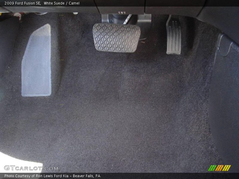 White Suede / Camel 2009 Ford Fusion SE
