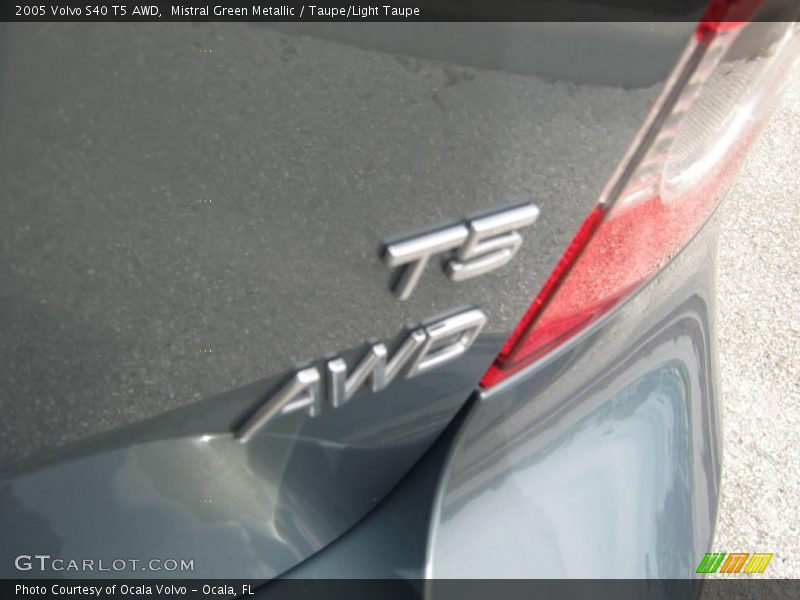 Mistral Green Metallic / Taupe/Light Taupe 2005 Volvo S40 T5 AWD