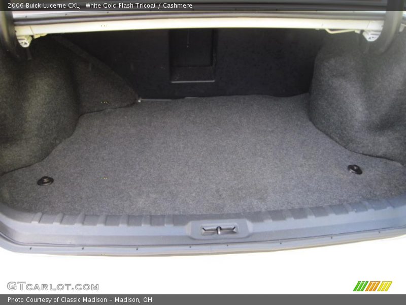 White Gold Flash Tricoat / Cashmere 2006 Buick Lucerne CXL