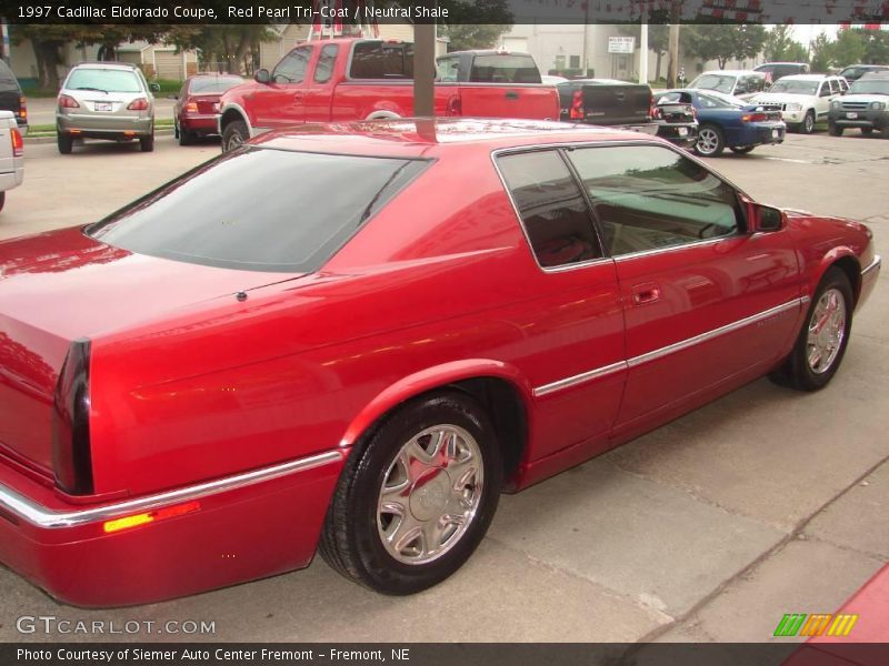 Red Pearl Tri-Coat / Neutral Shale 1997 Cadillac Eldorado Coupe