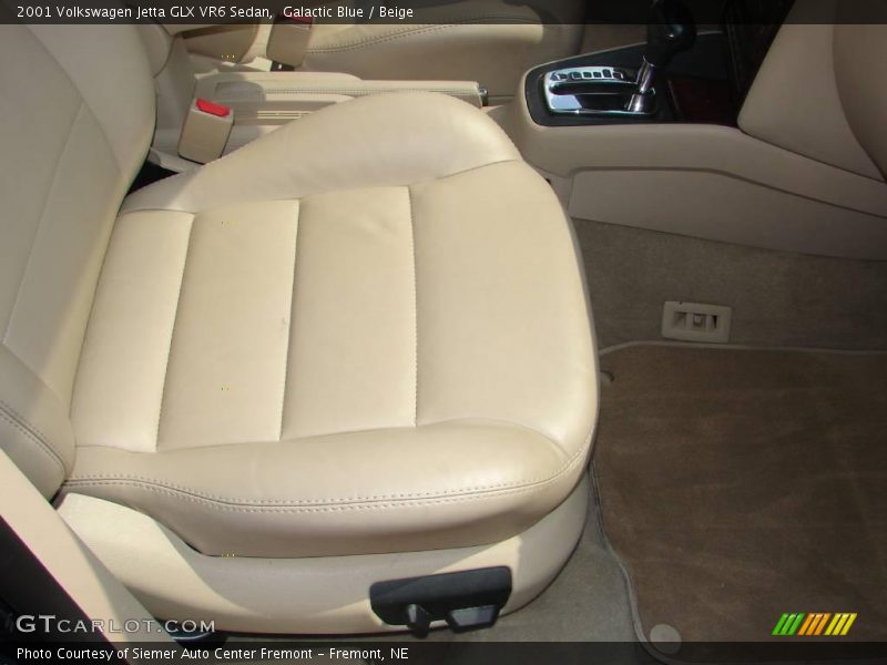 Galactic Blue / Beige 2001 Volkswagen Jetta GLX VR6 Sedan