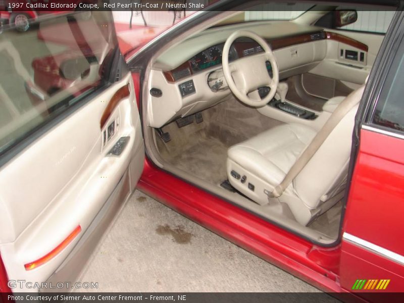 Red Pearl Tri-Coat / Neutral Shale 1997 Cadillac Eldorado Coupe