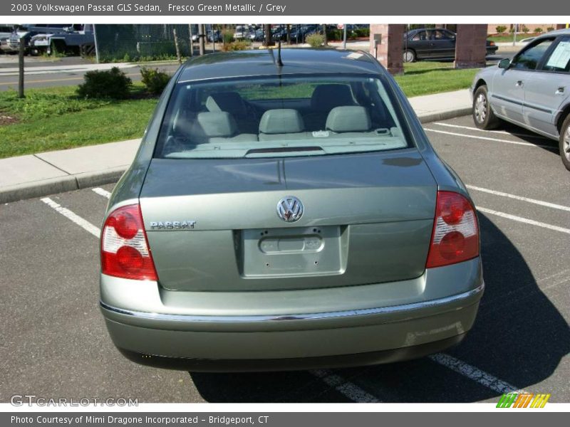 Fresco Green Metallic / Grey 2003 Volkswagen Passat GLS Sedan