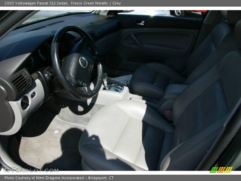 Fresco Green Metallic / Grey 2003 Volkswagen Passat GLS Sedan