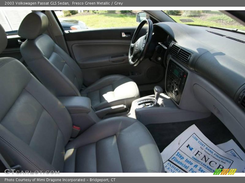 Fresco Green Metallic / Grey 2003 Volkswagen Passat GLS Sedan