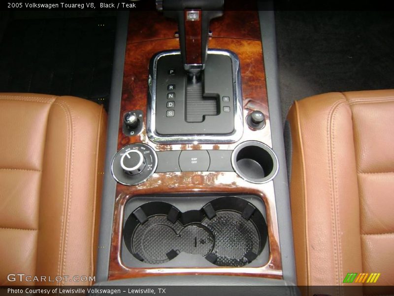 Black / Teak 2005 Volkswagen Touareg V8