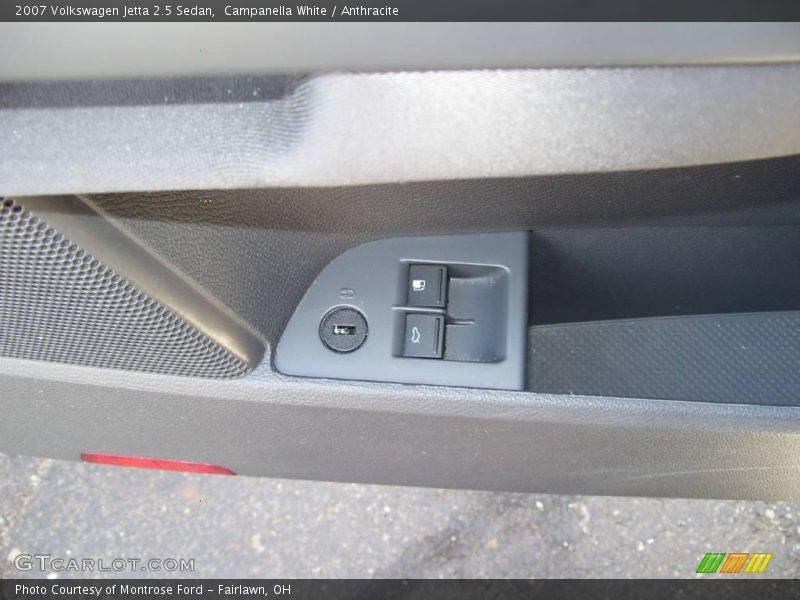 Campanella White / Anthracite 2007 Volkswagen Jetta 2.5 Sedan