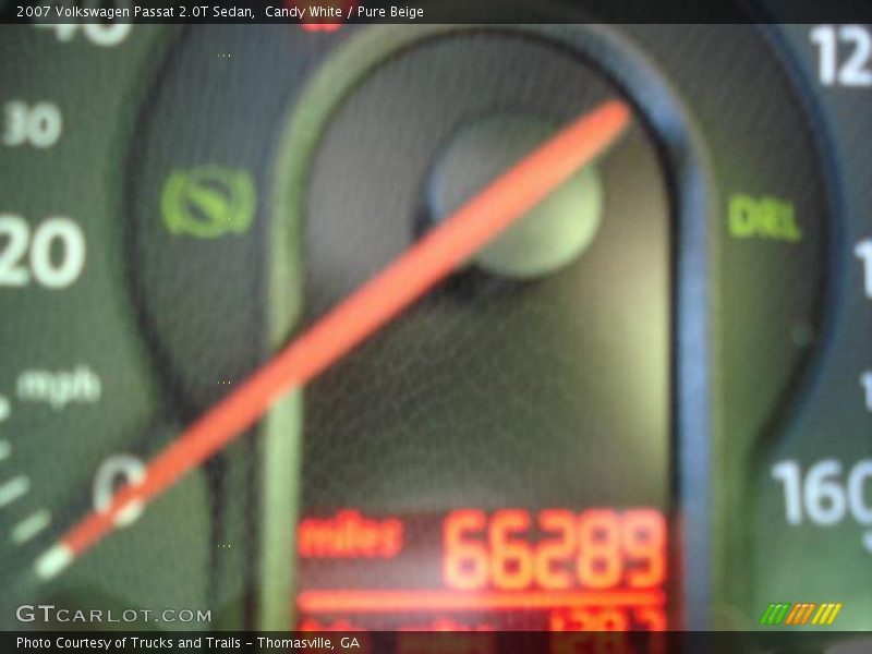 Candy White / Pure Beige 2007 Volkswagen Passat 2.0T Sedan