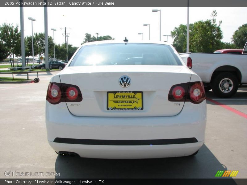 Candy White / Pure Beige 2009 Volkswagen Jetta TDI Sedan