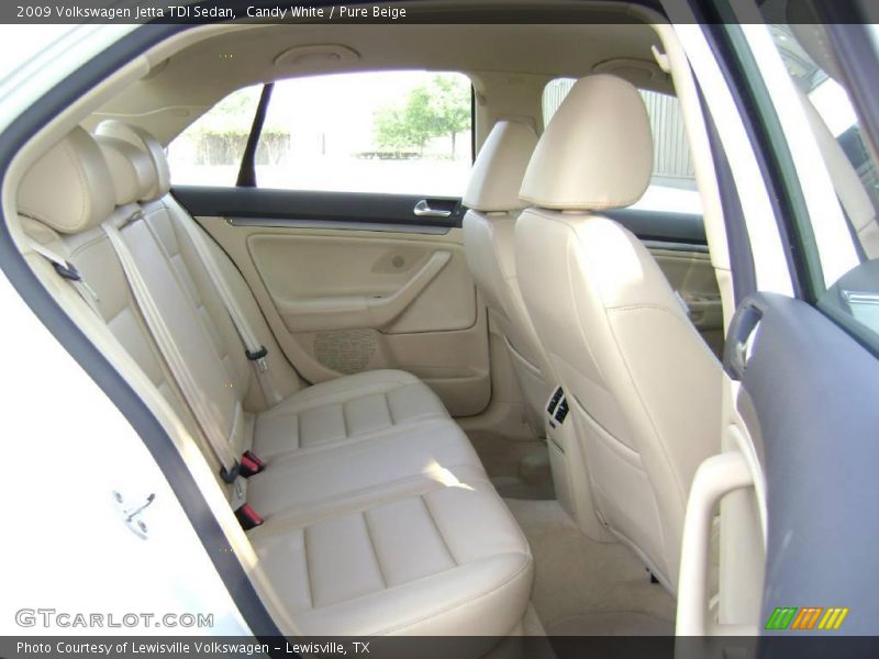 Candy White / Pure Beige 2009 Volkswagen Jetta TDI Sedan