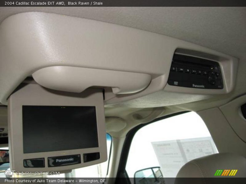 Black Raven / Shale 2004 Cadillac Escalade EXT AWD