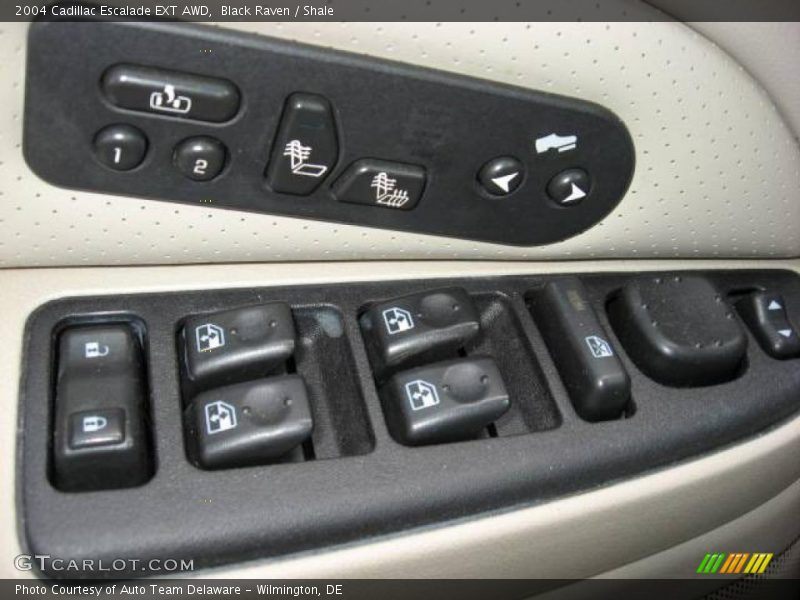 Black Raven / Shale 2004 Cadillac Escalade EXT AWD