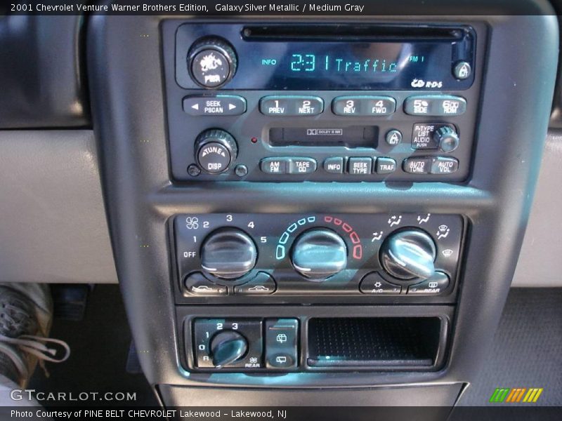 Galaxy Silver Metallic / Medium Gray 2001 Chevrolet Venture Warner Brothers Edition