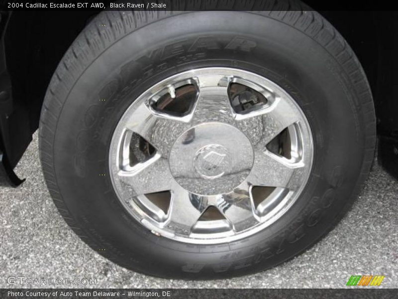 Black Raven / Shale 2004 Cadillac Escalade EXT AWD