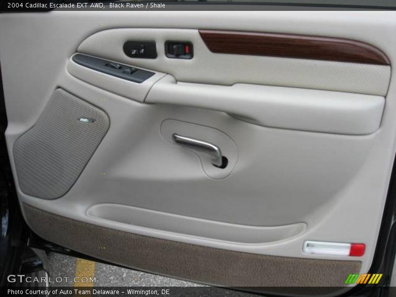 Black Raven / Shale 2004 Cadillac Escalade EXT AWD