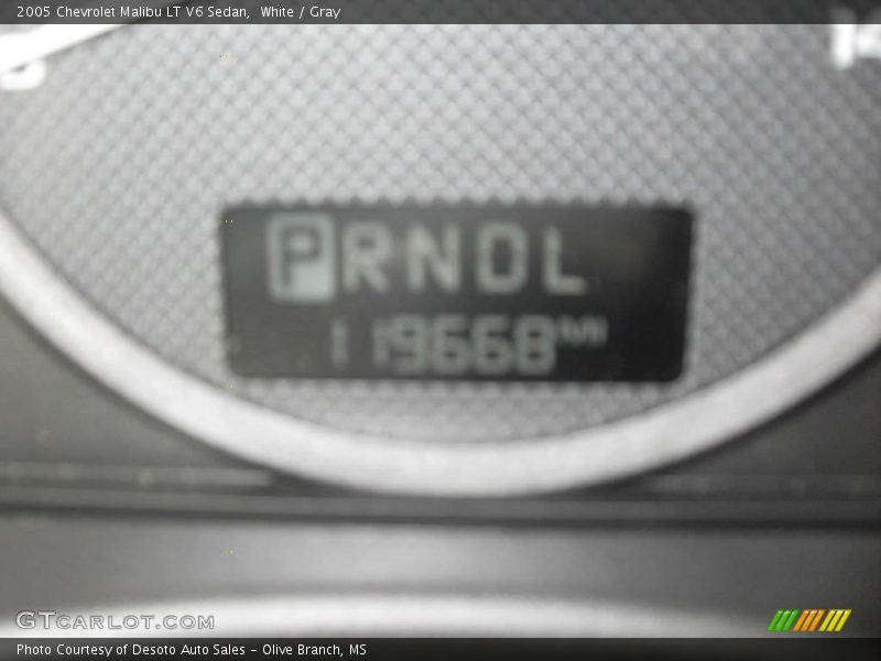 White / Gray 2005 Chevrolet Malibu LT V6 Sedan