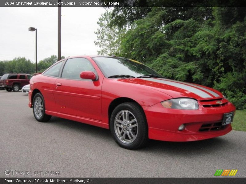 Victory Red / Graphite 2004 Chevrolet Cavalier LS Sport Coupe