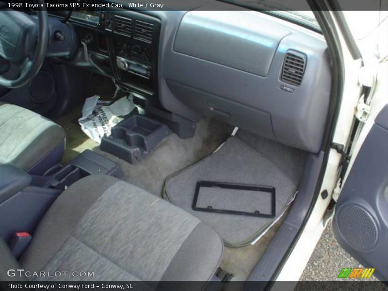 White / Gray 1998 Toyota Tacoma SR5 Extended Cab