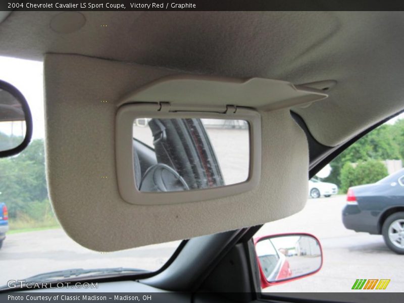 Victory Red / Graphite 2004 Chevrolet Cavalier LS Sport Coupe