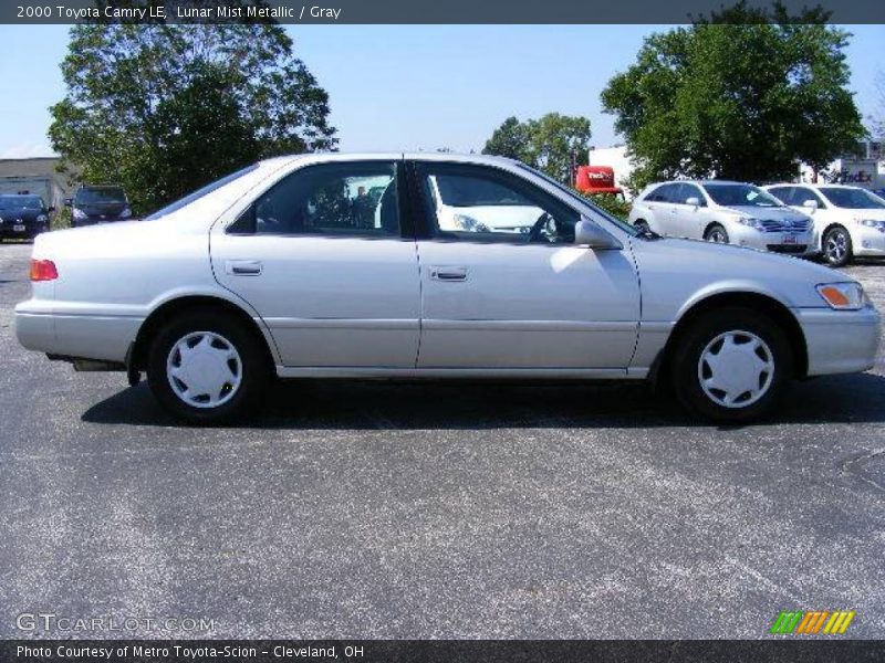 Lunar Mist Metallic / Gray 2000 Toyota Camry LE