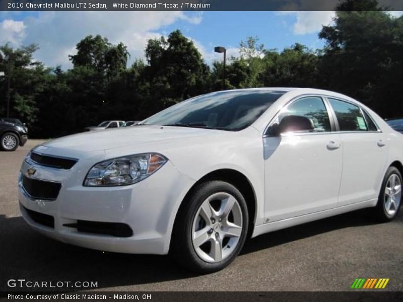 White Diamond Tricoat / Titanium 2010 Chevrolet Malibu LTZ Sedan