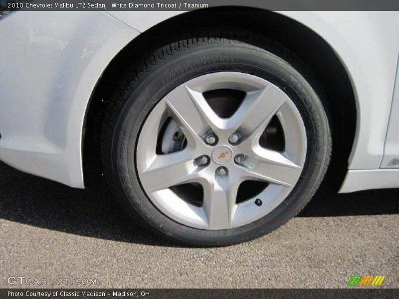 White Diamond Tricoat / Titanium 2010 Chevrolet Malibu LTZ Sedan