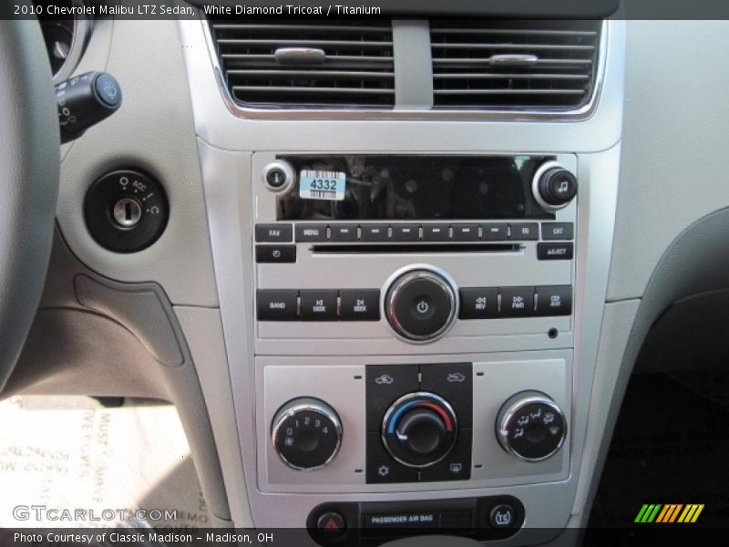 White Diamond Tricoat / Titanium 2010 Chevrolet Malibu LTZ Sedan