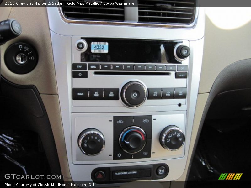 Gold Mist Metallic / Cocoa/Cashmere 2010 Chevrolet Malibu LS Sedan