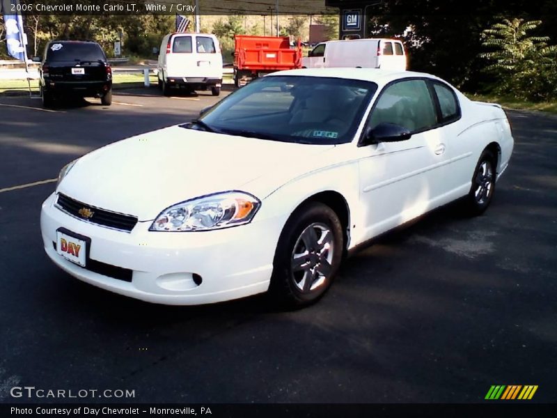 White / Gray 2006 Chevrolet Monte Carlo LT