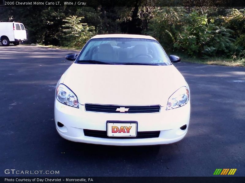 White / Gray 2006 Chevrolet Monte Carlo LT
