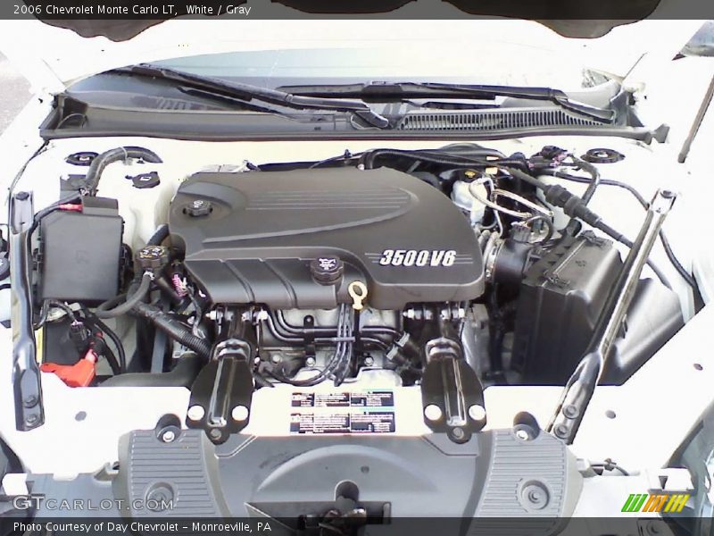 White / Gray 2006 Chevrolet Monte Carlo LT