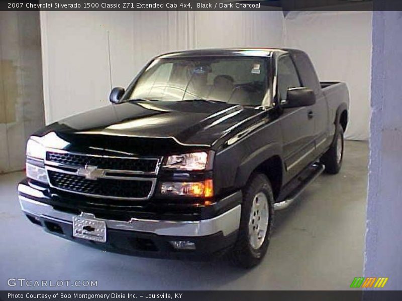 Black / Dark Charcoal 2007 Chevrolet Silverado 1500 Classic Z71 Extended Cab 4x4