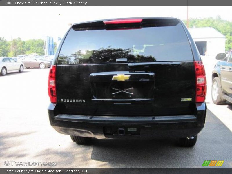 Black / Ebony 2009 Chevrolet Suburban LS 4x4