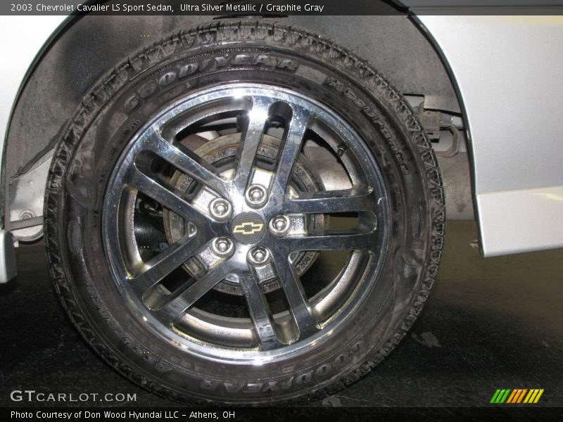 Ultra Silver Metallic / Graphite Gray 2003 Chevrolet Cavalier LS Sport Sedan