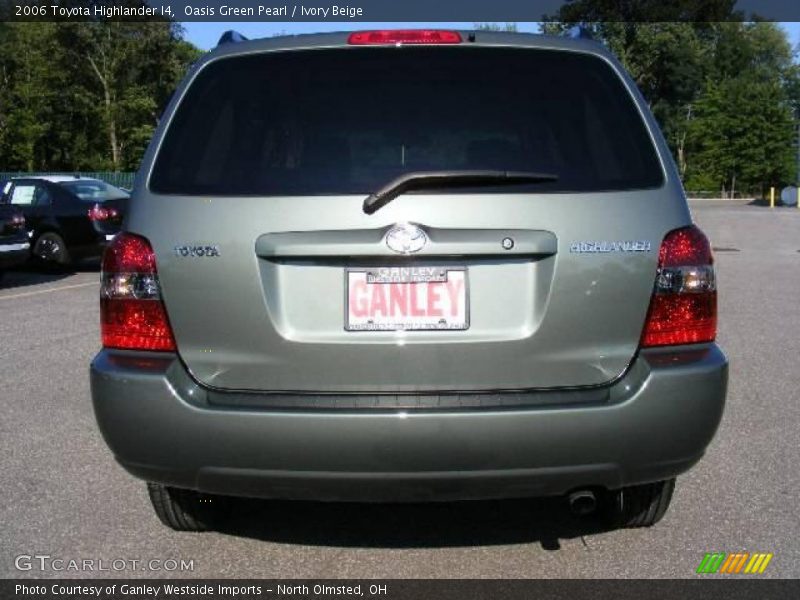 Oasis Green Pearl / Ivory Beige 2006 Toyota Highlander I4