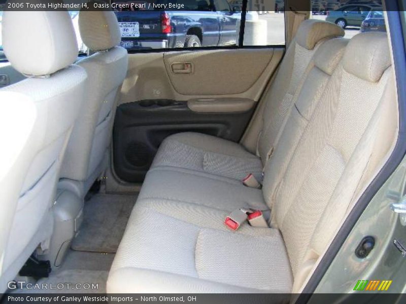 Oasis Green Pearl / Ivory Beige 2006 Toyota Highlander I4