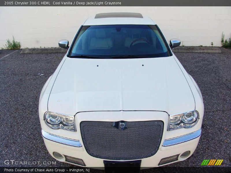 Cool Vanilla / Deep Jade/Light Graystone 2005 Chrysler 300 C HEMI