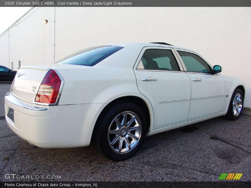 Cool Vanilla / Deep Jade/Light Graystone 2005 Chrysler 300 C HEMI