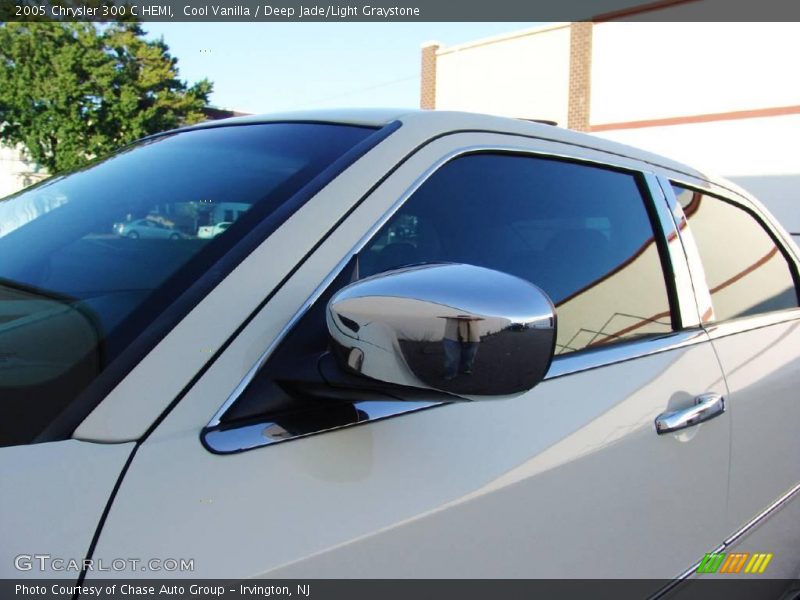 Cool Vanilla / Deep Jade/Light Graystone 2005 Chrysler 300 C HEMI